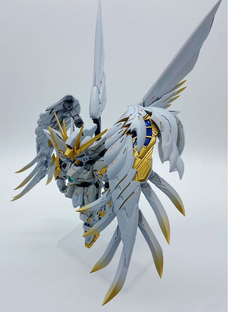 MGSD ウイングガンダムゼロewスノーホワイトプレリュード塗装完成品