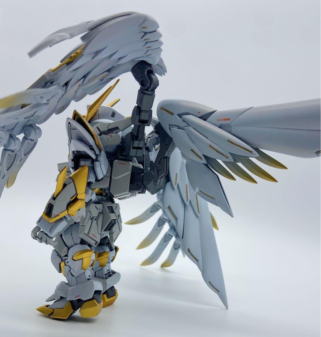 MGSD ウイングガンダムゼロewスノーホワイトプレリュード塗装完成品