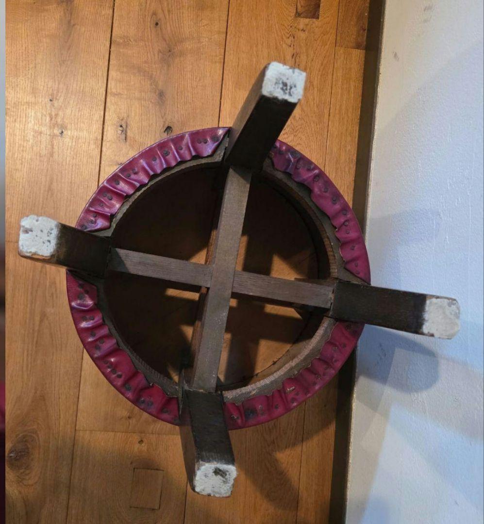 ☆アンティーク/レザー製バーガンディ円形スツール☆