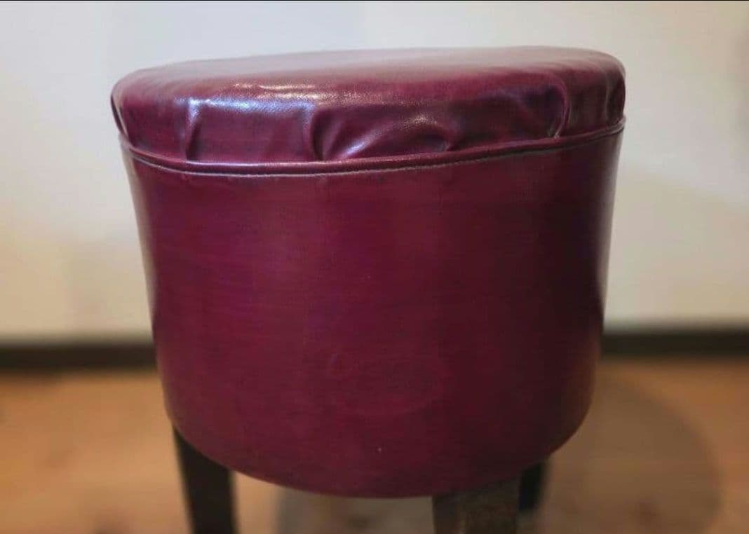 ☆アンティーク/レザー製バーガンディ円形スツール☆
