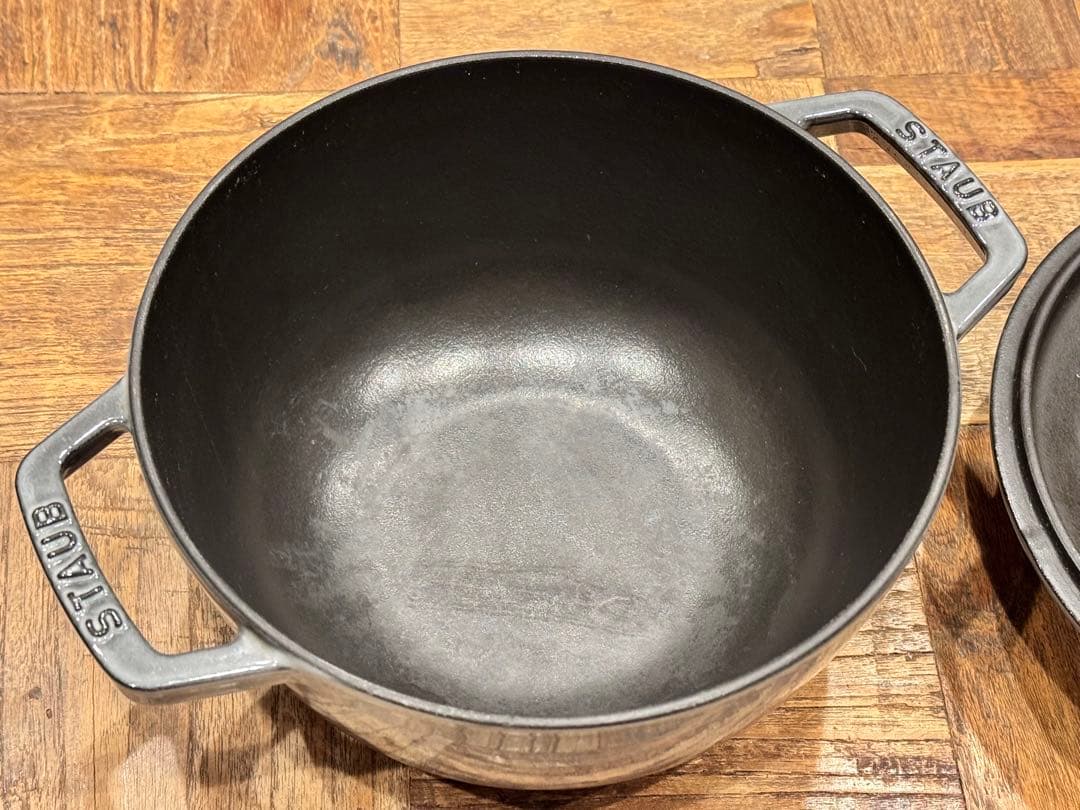 ストウブ 鋳物ホーロー鍋 Wa-NABE・フレンチオーブン 20 cmグレー