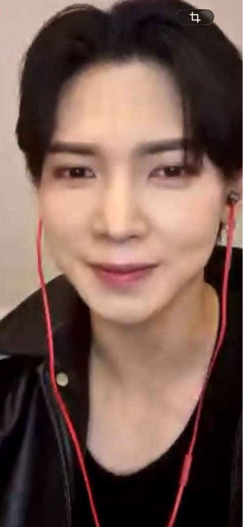 アチズ ATEEZ ヨサン サイン ポラロイド チェキ トレカ ゲリラ