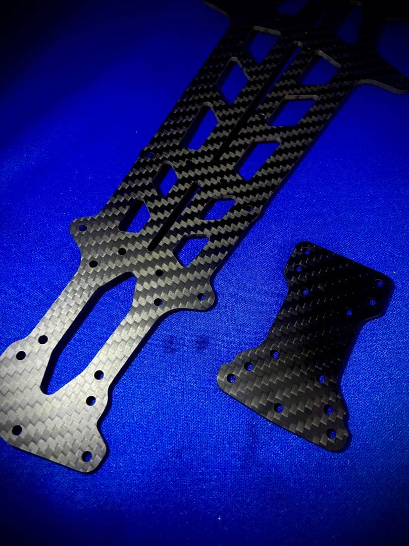 ヨコモ SD2.0 用 カーボンシャーシ 特注綾織　ドリフト 蕨山Carbon