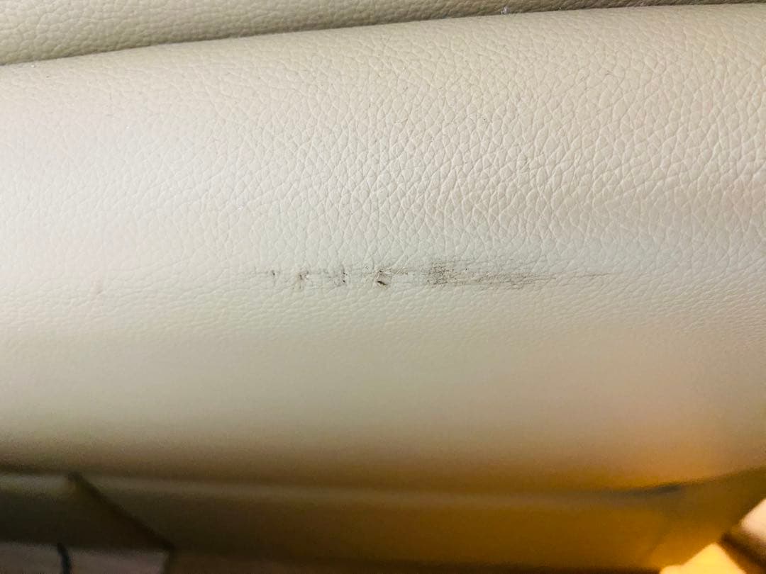 【直接受け取りのみ】【ニトリ】3人掛け電動テーブル付きリクライニングソファ