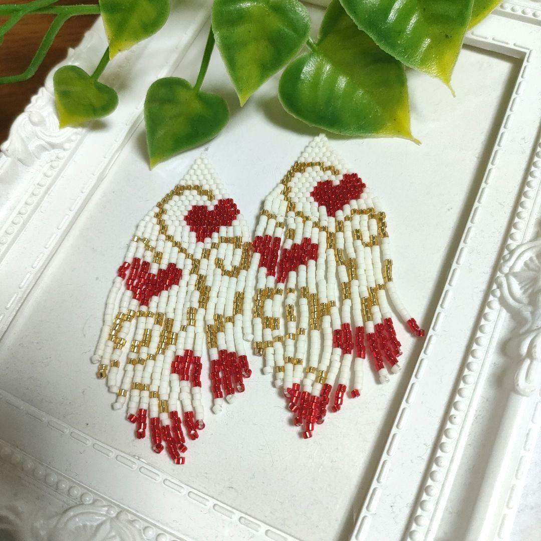 No.330 ハンドメイド☆デリカビーズ フリンジピアス ハート柄