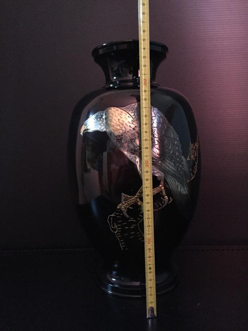 昭和レトロな花瓶　12号花瓶　鷹　新品未使用　年代物