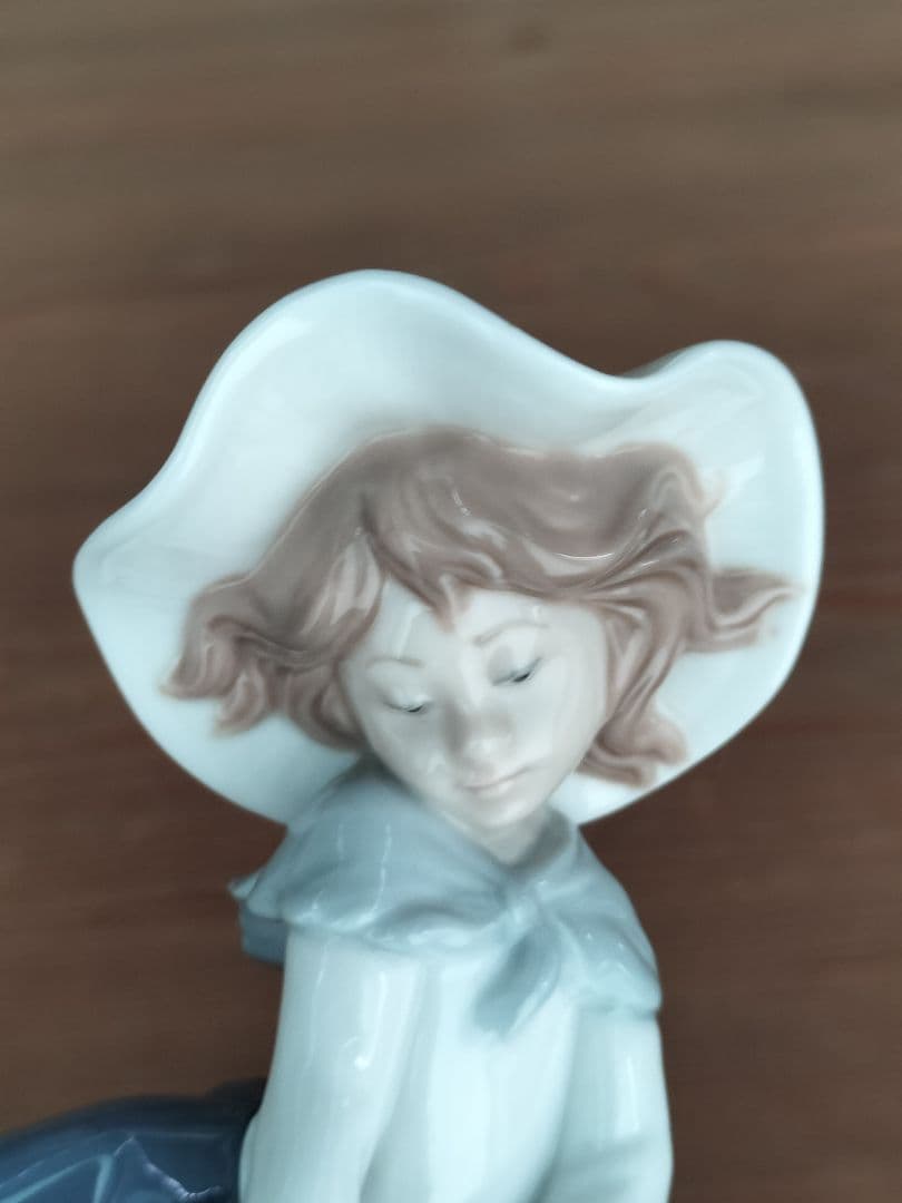 リヤドロ人形　LLADRO きれいな花ばかり　＃5222　フィギュリン