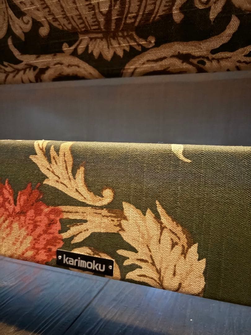 カリモクkarimokuコロニアル　花柄　ソファベット　3人掛け　アンティーク