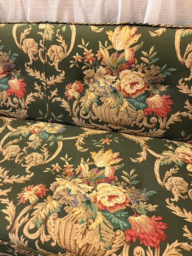 カリモクkarimokuコロニアル　花柄　ソファベット　3人掛け　アンティーク