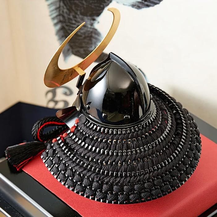 未開封 久月 定価209000円 ワダエミ監修 南蛮甲冑兜飾り「王者