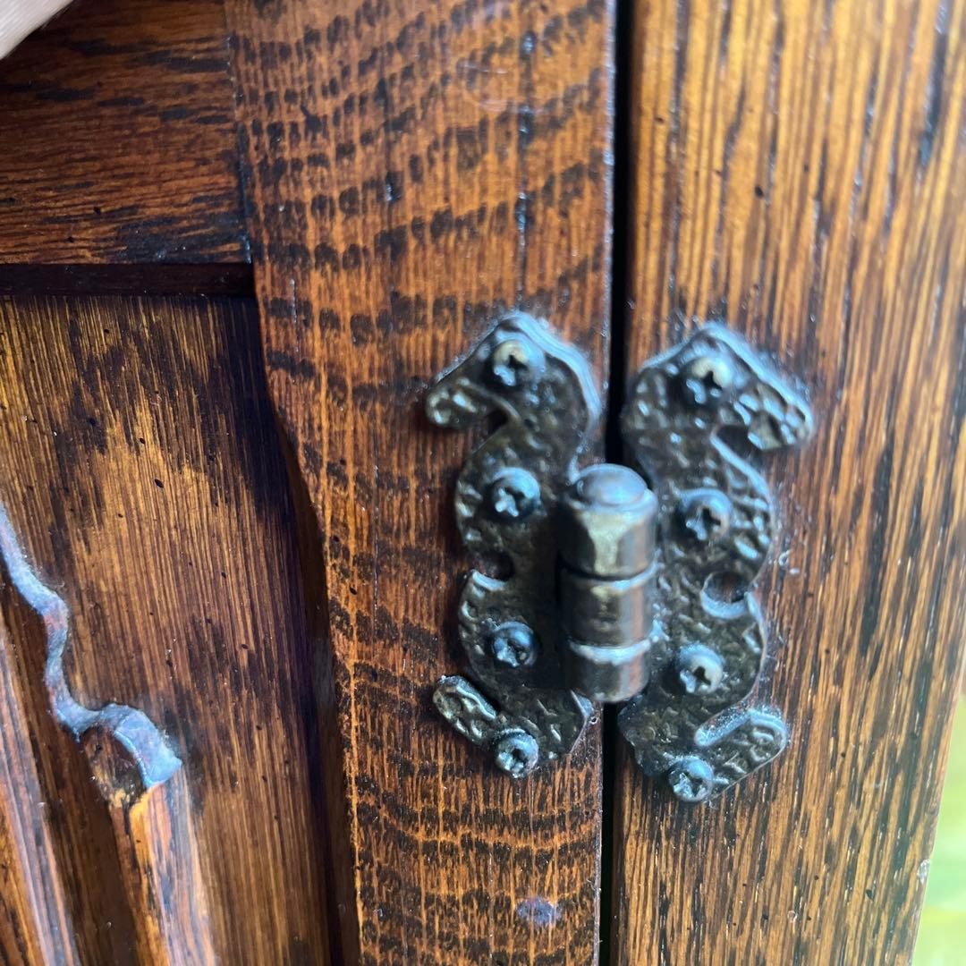 イギリス オーク リネンホールド サイドボード キャビネット ヴィンテージ