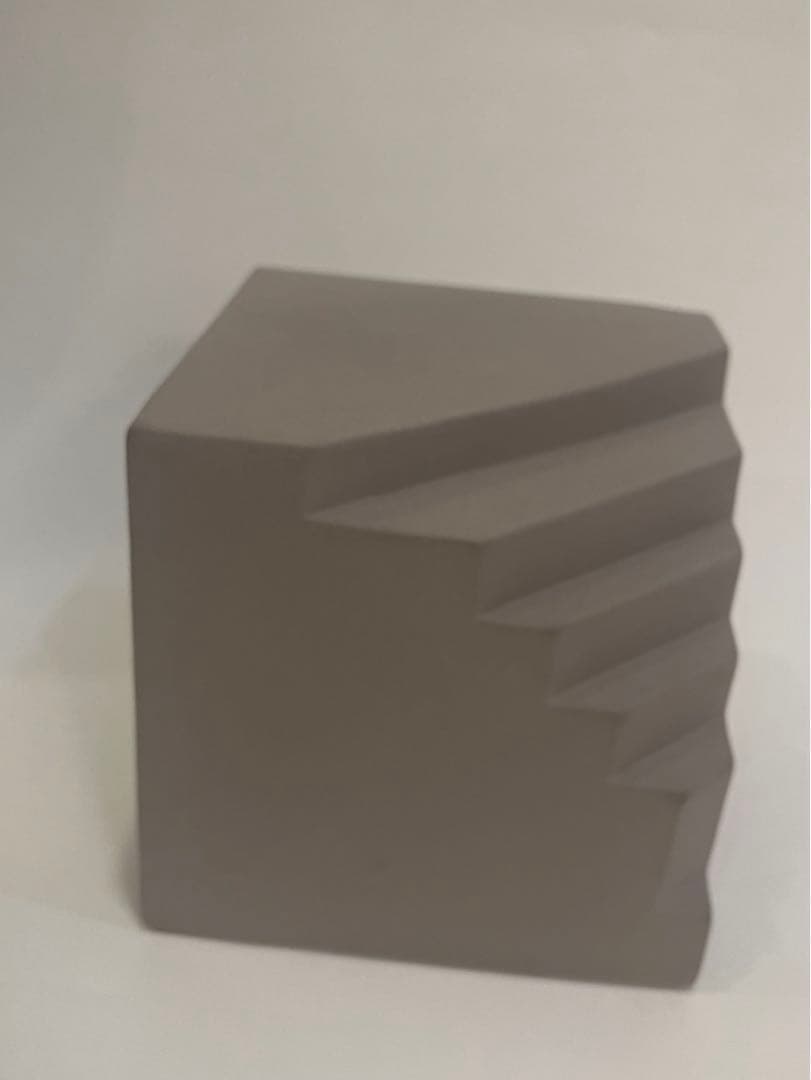 新品完売品KRISTINA DAM STUDIO 階段オブジェ　カッシーナ