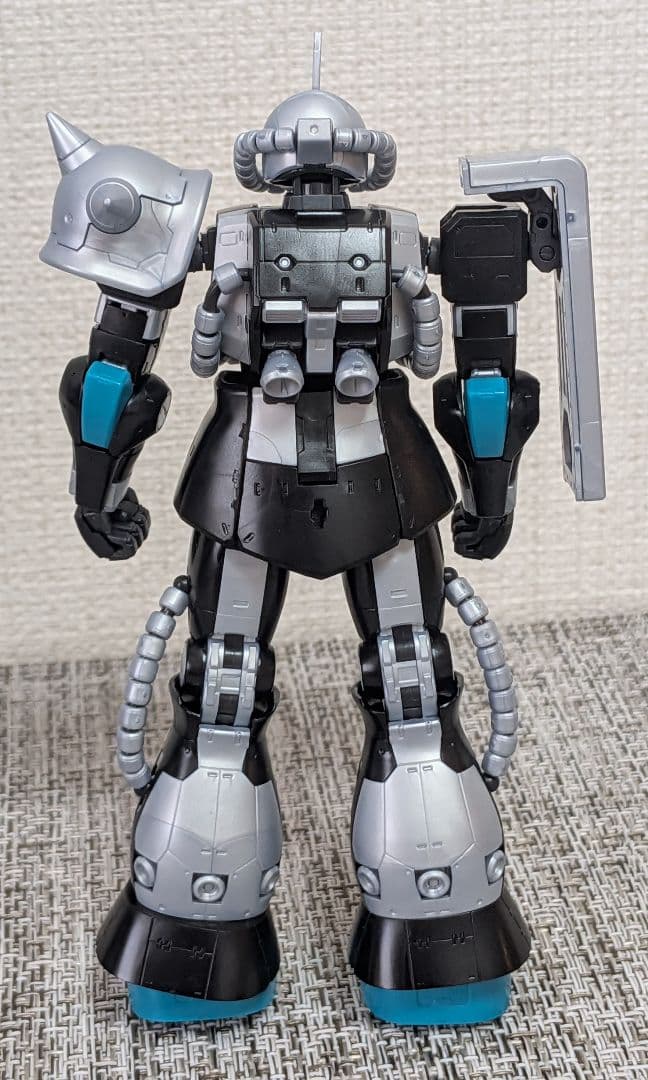 RG ザクII 初音ミクver ガンプラ 本体のみ組立済み - メルカリ