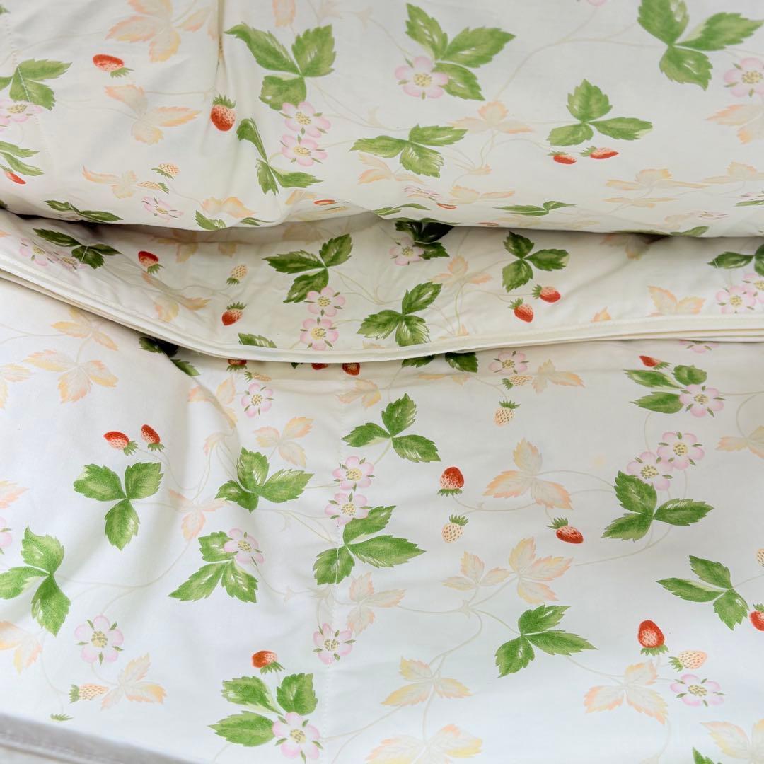  ウェッジウッド　羽毛肌掛け布団　ワイルドストロベリー