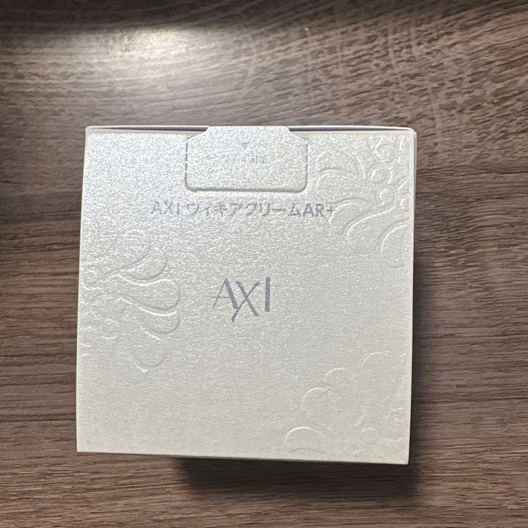 VIKIA Cream AXI成分配合