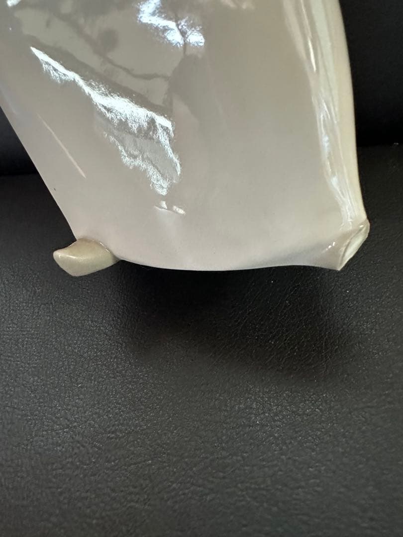 Lladro 七面鳥を抱える女性の置物