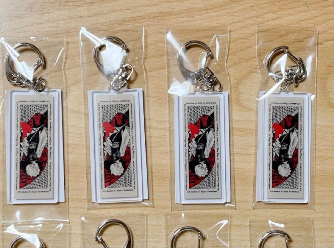 【匿名配送】イブくじ タオルアクキー　★バラ売り★※コメント下さい