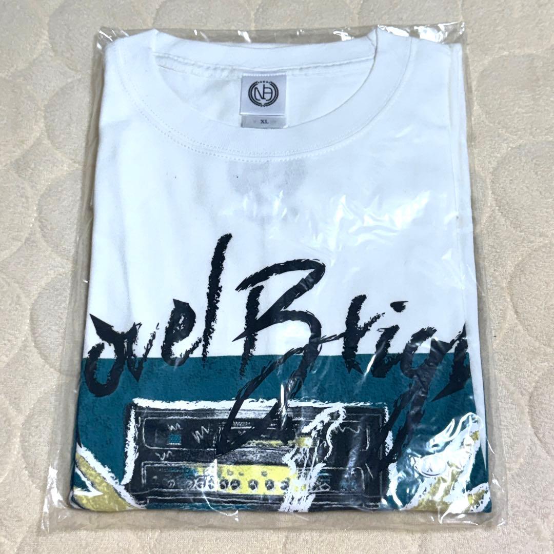 Novelbright Tシャツ