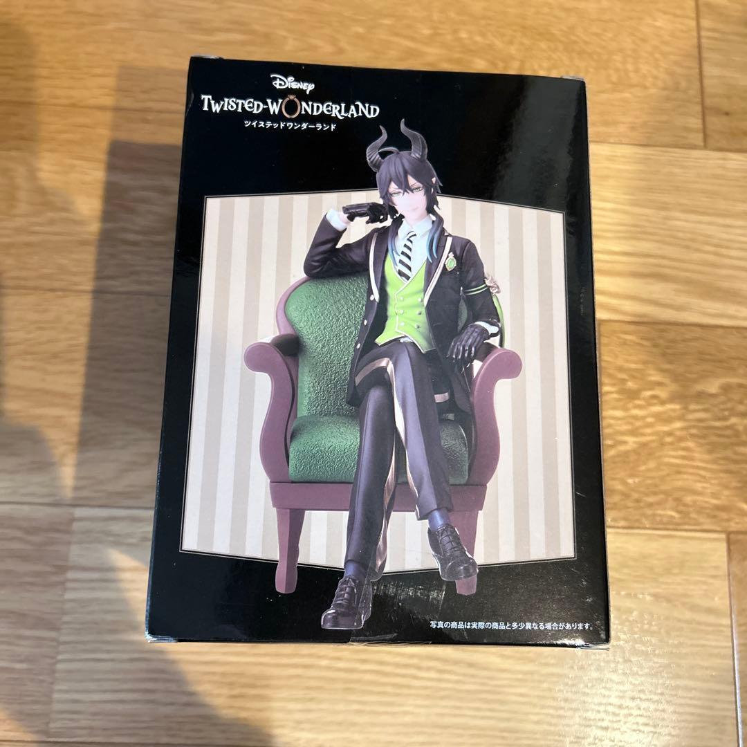 ツイステ マレウス・ドラコニア レオナ・キングスカラー フィギュア 未
