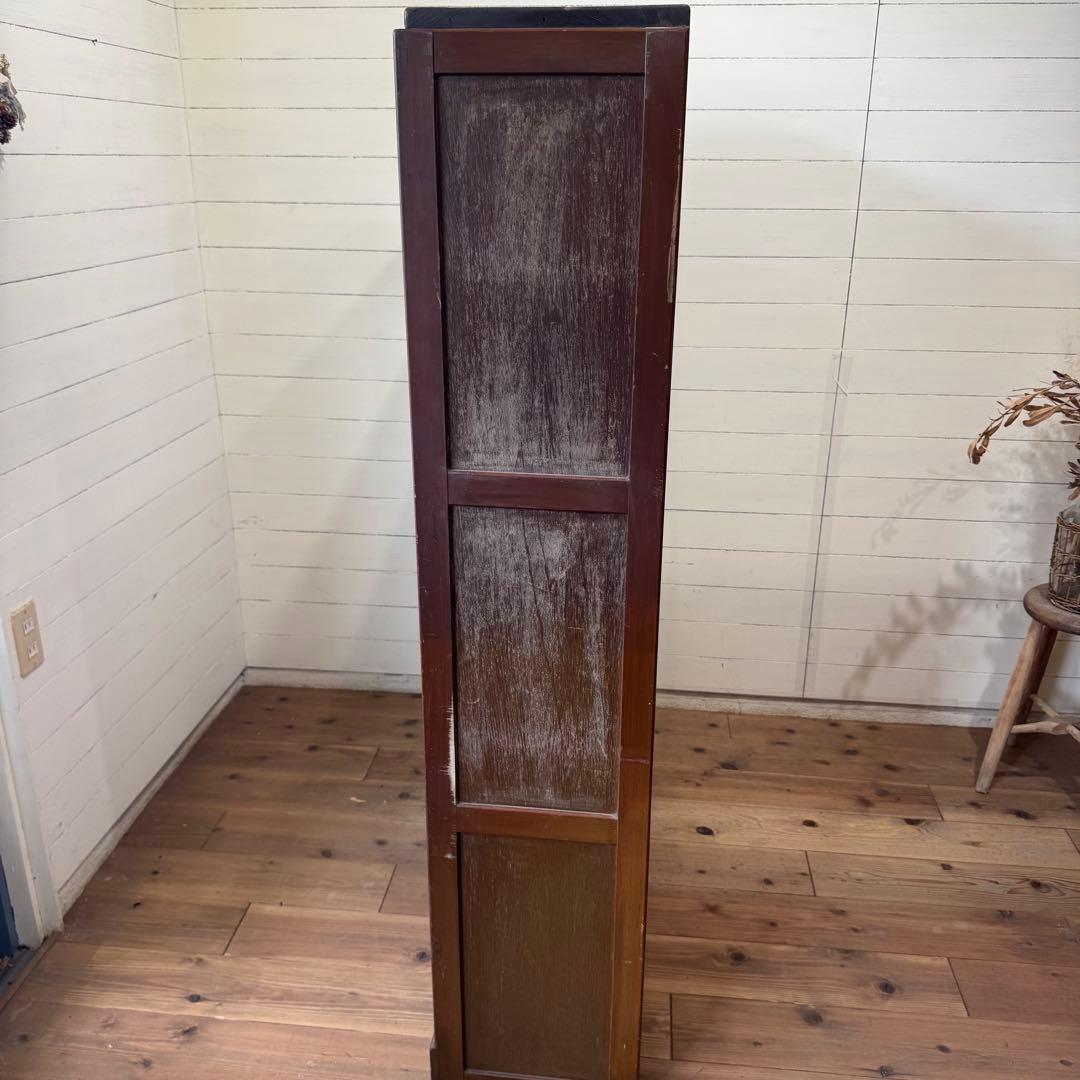 昭和レトロ　ヴィンテージ　波ガラスが素敵な木製キャビネット　本棚　食器棚　収納