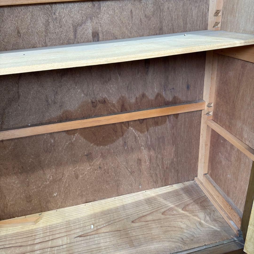 昭和レトロ　ヴィンテージ　波ガラスが素敵な木製キャビネット　本棚　食器棚　収納