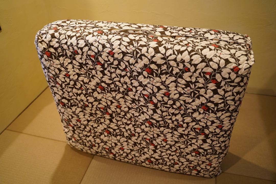 NOMADO Expresso マッサージテーブル