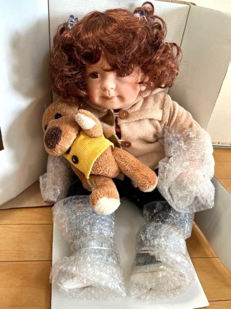 箱入り！ポーセリンドール 人形 アンティーク 大きい