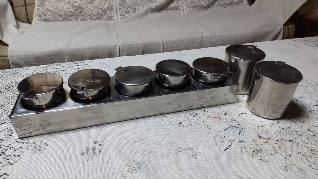 万能つぼ５個、ステンレスケース、万能つぼ大2個セット