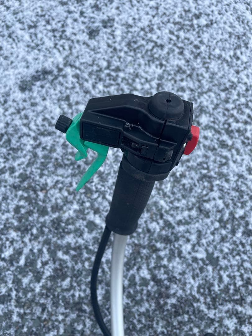 プロ仕様‼️ハイパワー‼️三菱 刈払機 MA261MT 草刈機 エンジン刈払機