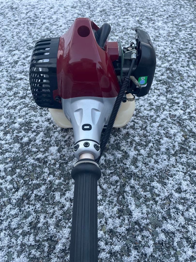 プロ仕様‼️ハイパワー‼️三菱 刈払機 MA261MT 草刈機 エンジン刈払機