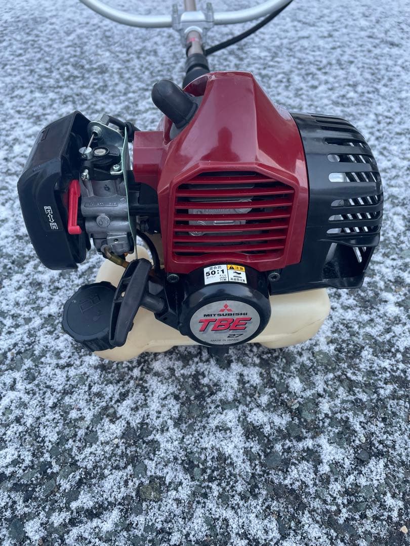 プロ仕様‼️ハイパワー‼️三菱 刈払機 MA261MT 草刈機 エンジン刈払機