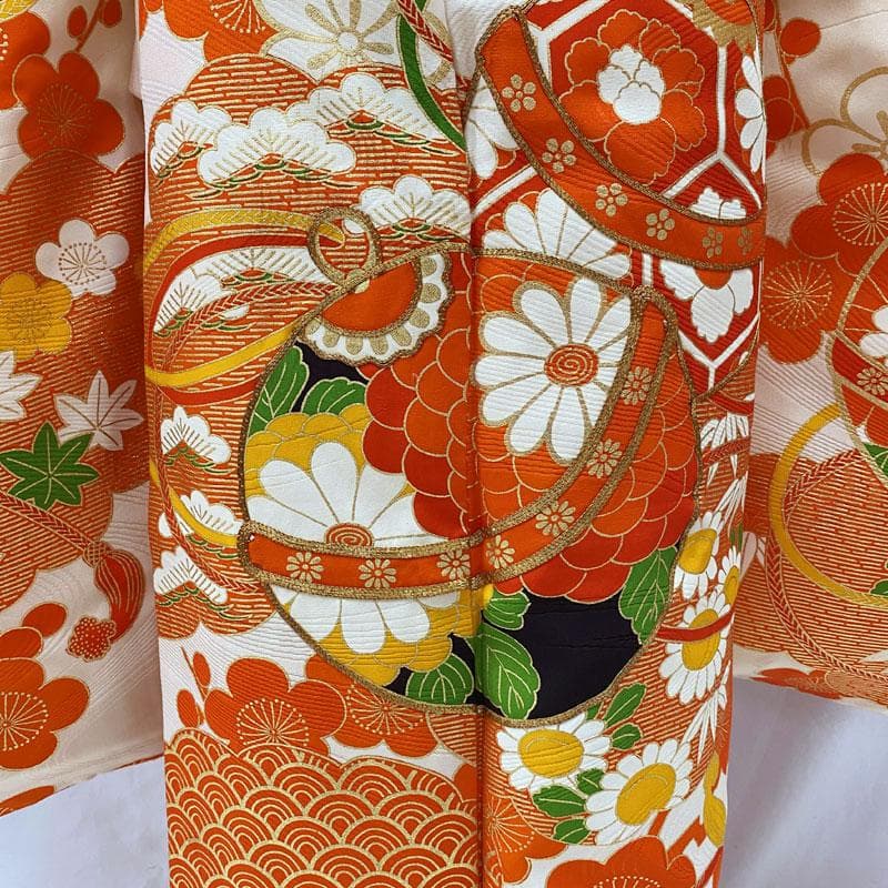 510ag37◎七五三 七歳 女児 着物&袋帯&長襦袢 金彩 金駒刺繍 白◎