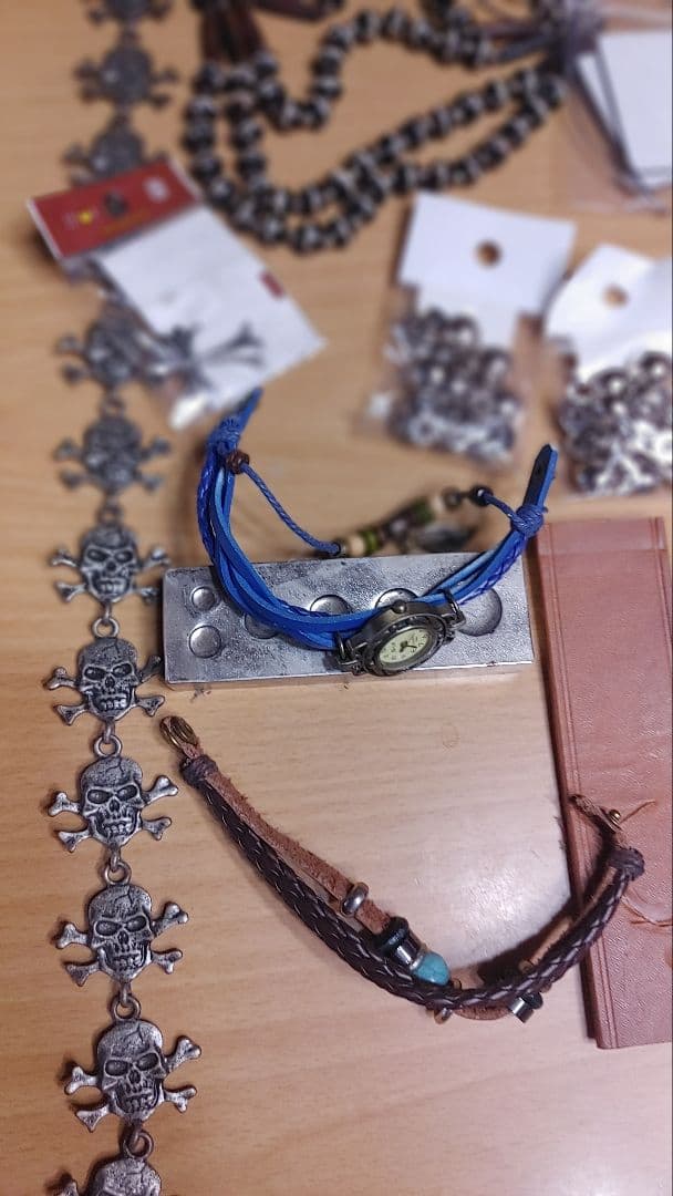 アクセサリーとレザークラフト工具セット