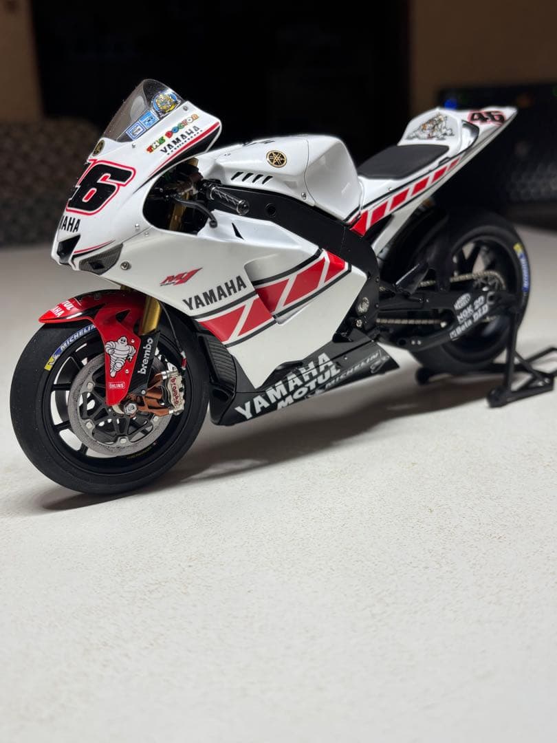 タミヤ 1/12 2005YZRーM1完成品