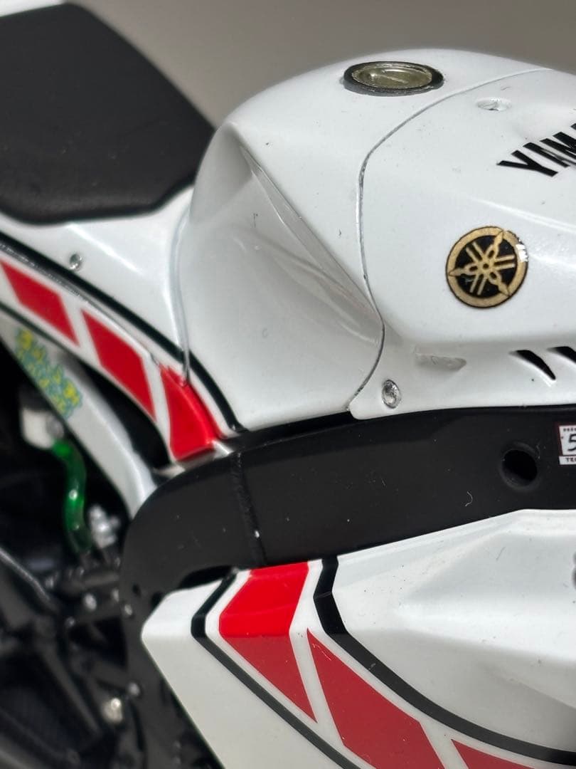 タミヤ 1/12 2005YZRーM1完成品