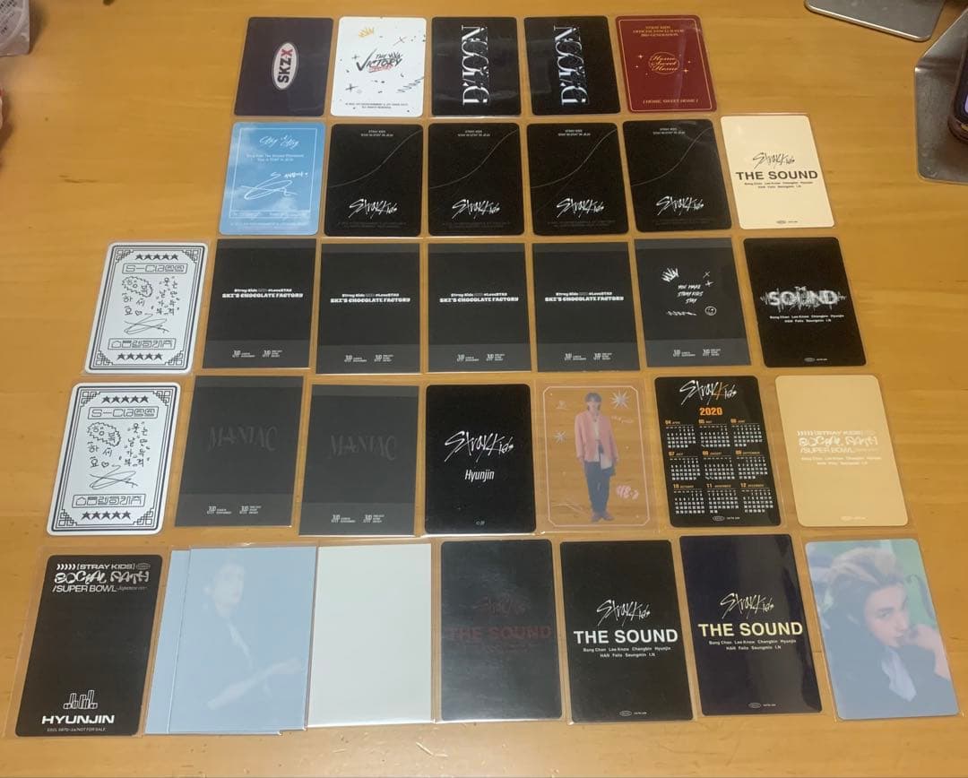 ヒョンジン まとめて売り - メルカリ