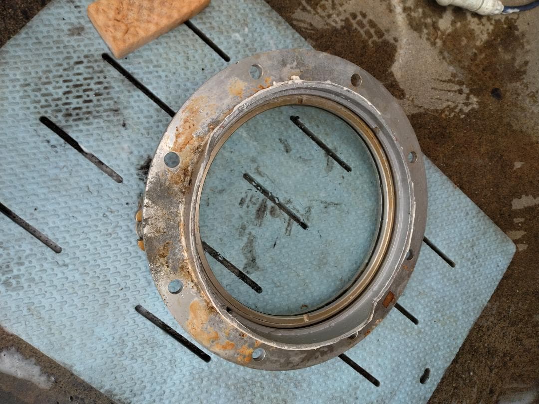 船の窓 アルミ製