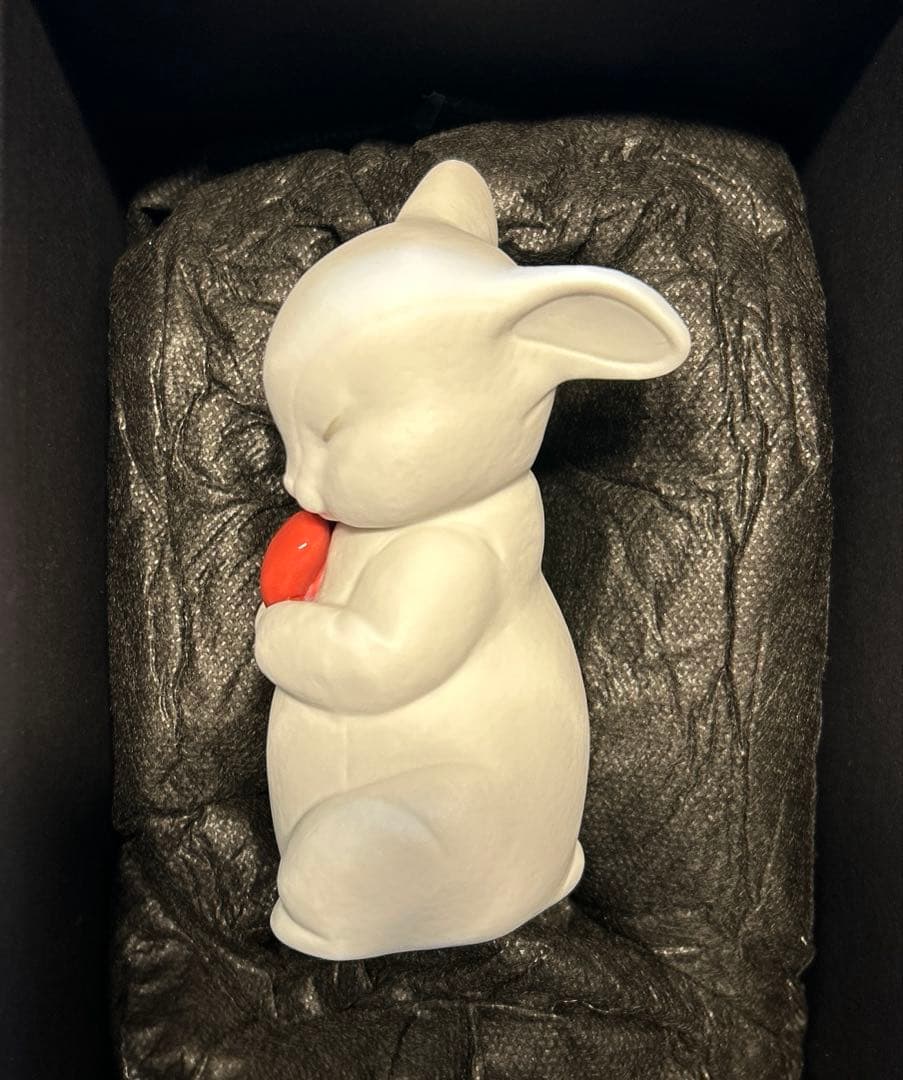 リアドロ　パフィー（惜しまぬ愛／ウサギ）