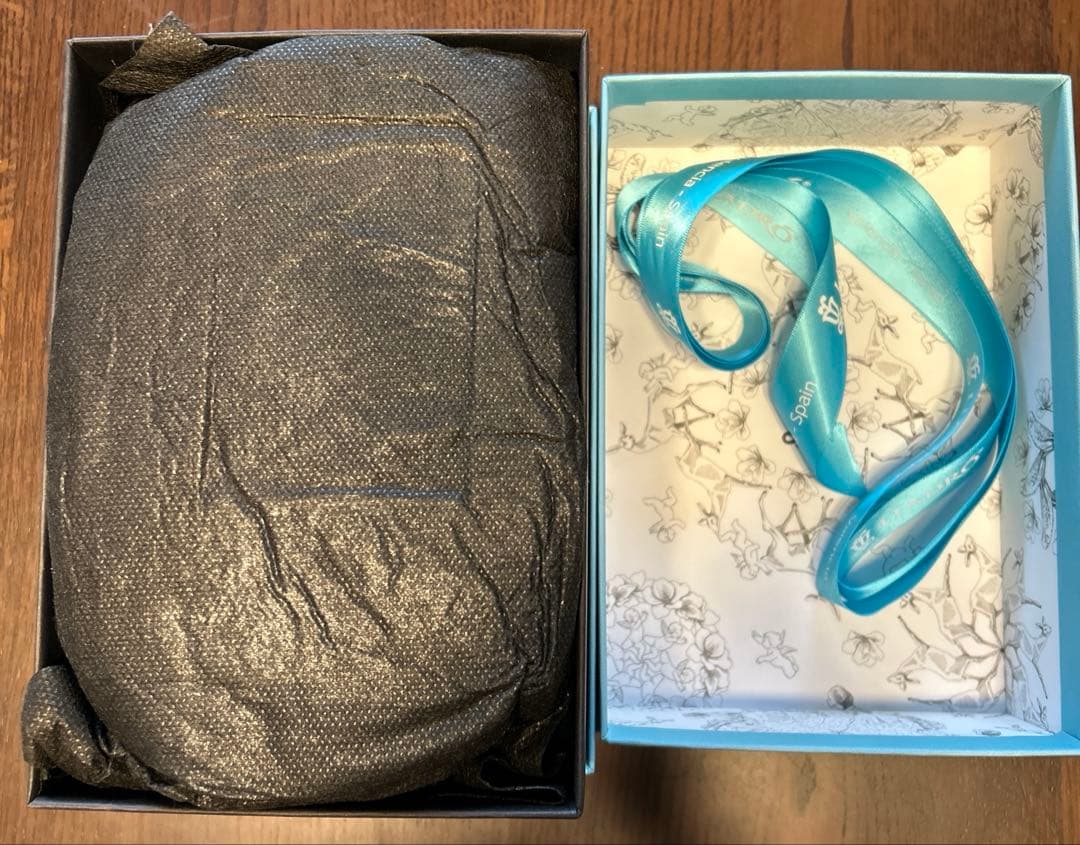 リアドロ　パフィー（惜しまぬ愛／ウサギ）