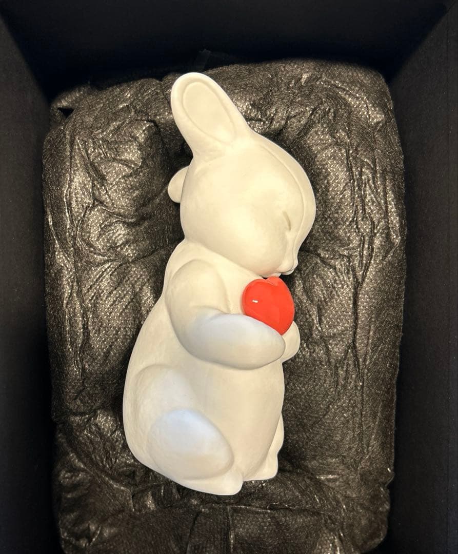 リアドロ　パフィー（惜しまぬ愛／ウサギ）