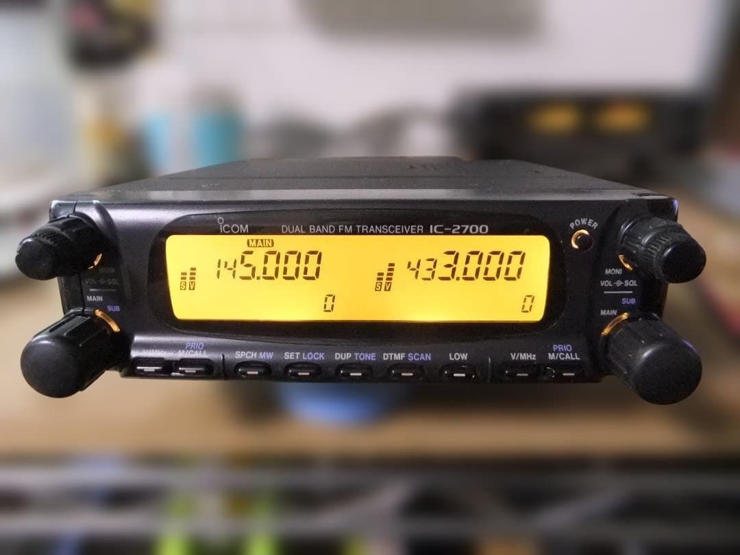 ☆アイコム 144/430/MHz帯モービル機 IC-2700D①（現状渡し）☆