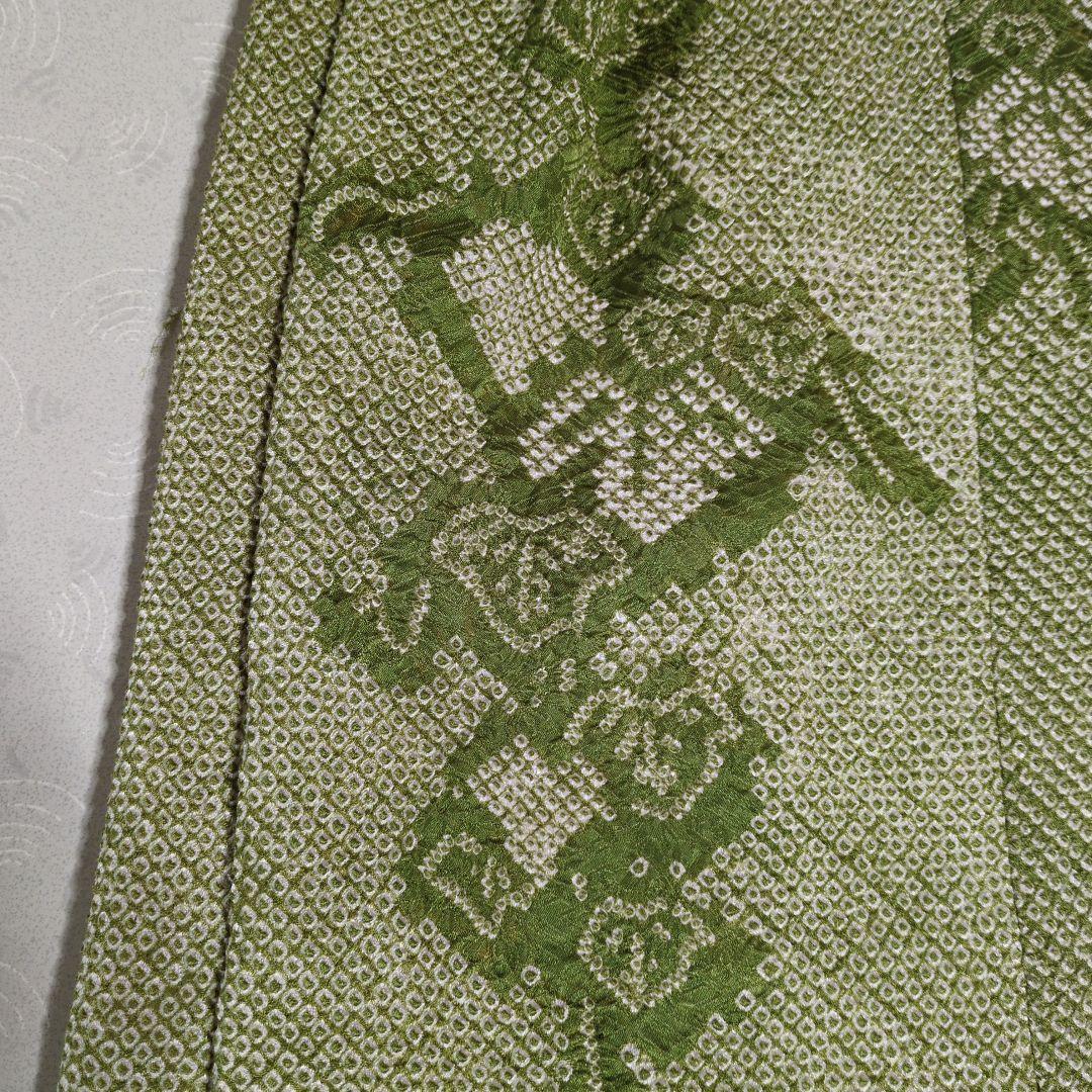 七五三３歳正絹総絞り手縫いの被布(抹茶色の柄入り）