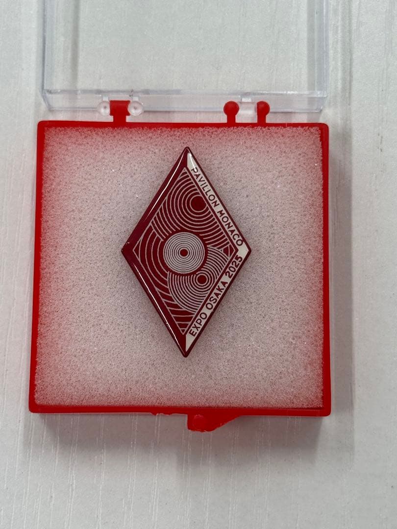 「超レア」万博モナコピンバッジ 超レア」万博モナコピンバッジ - メルカリ