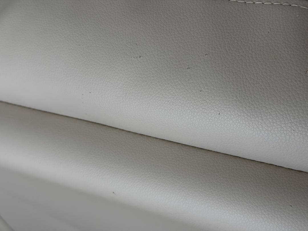 NITORI 電動ソファ（2人掛け／収納テーブル付き）