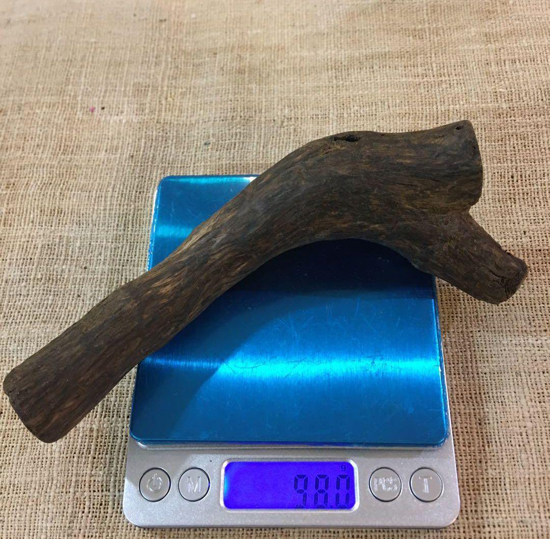 天然古渡香料原木 約470g 【インドネシア カリマンタン 寸聞多羅】