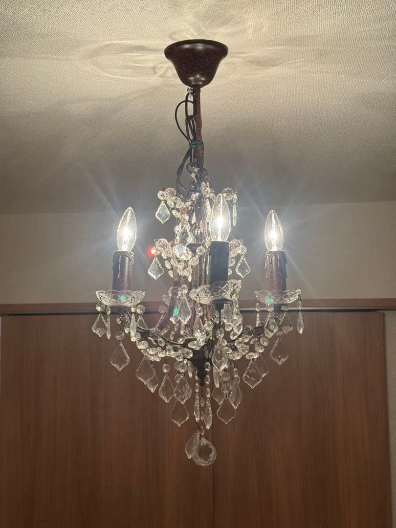 4灯シャンデリア ・サラグレース