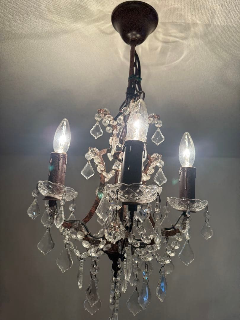 4灯シャンデリア ・サラグレース