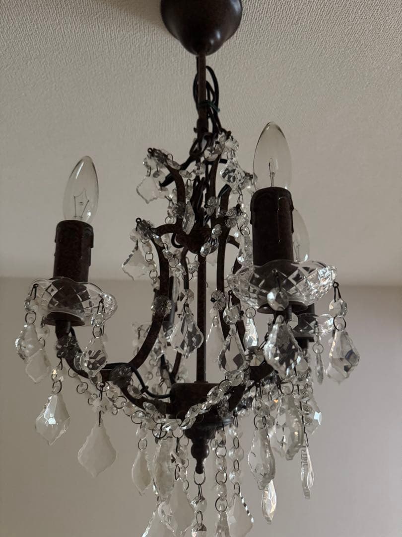 4灯シャンデリア ・サラグレース