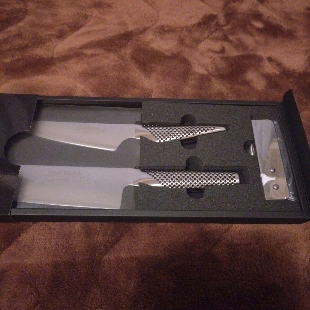 GLOBAL 三徳包丁 2本セット スピードシャープナー付き