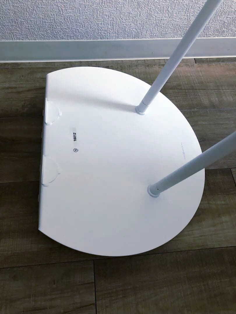 Yeh Wall Table サイドテーブル デンマーク デザイナーズ 北欧